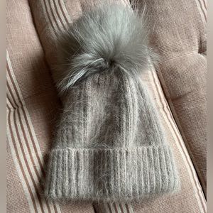 Linda Richards Pom hat